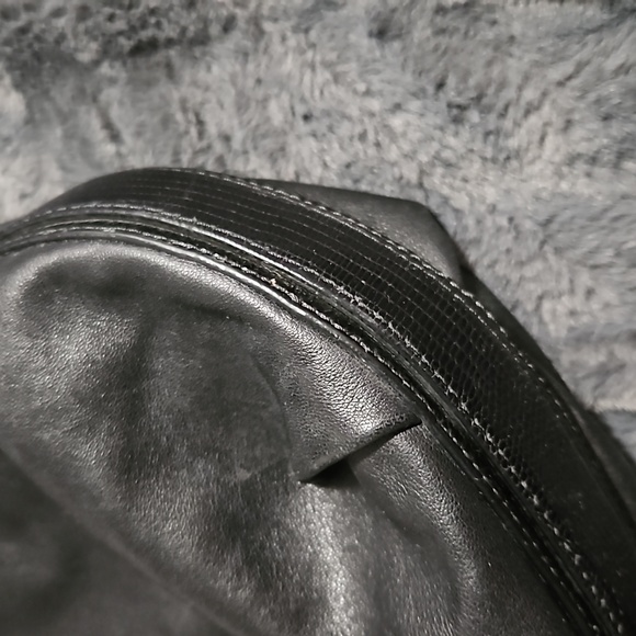 Coach Black Hobo - Picture 8 of 10